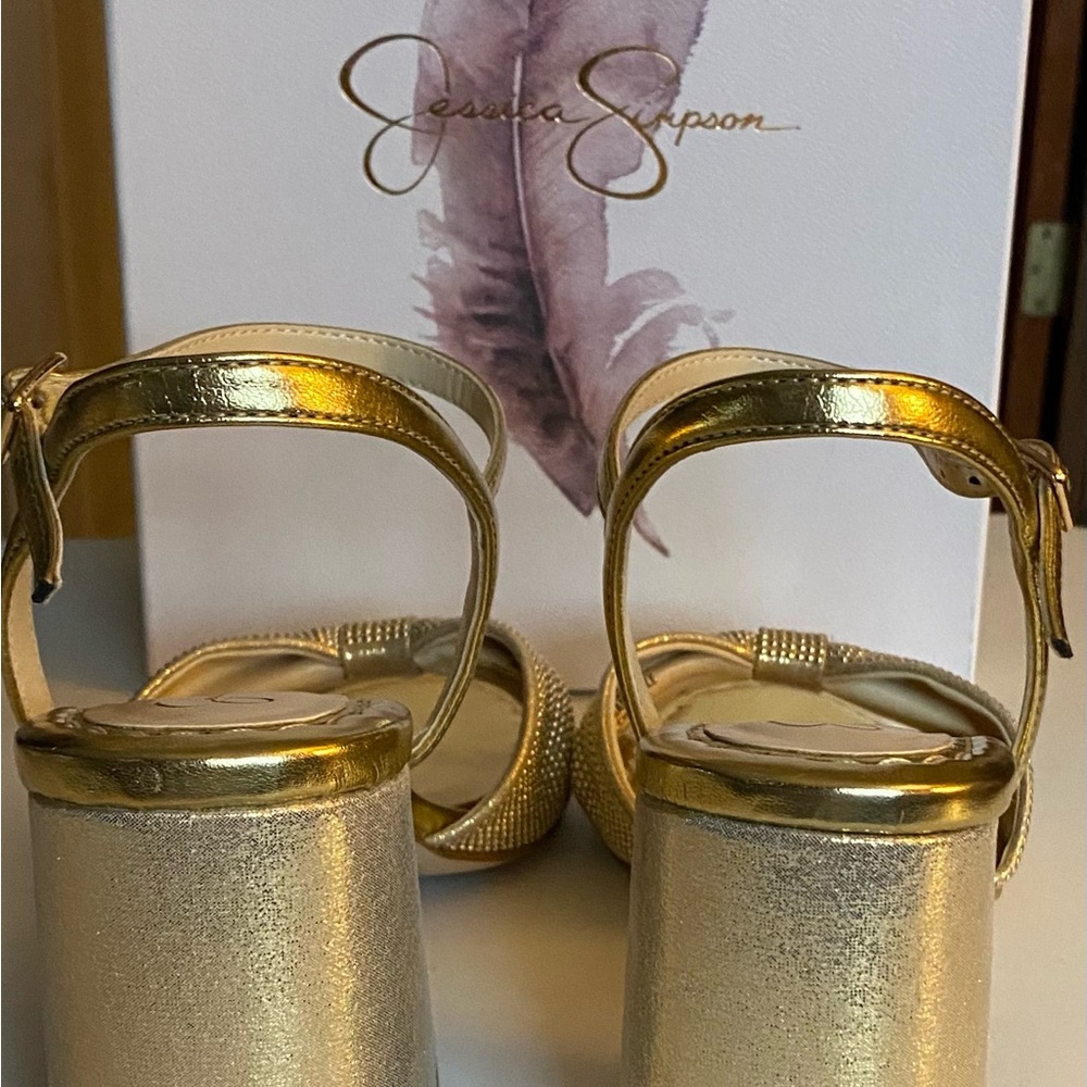 Jessica Simpson Gold Bow Women's Heeled Sandals - Picture 4 of 4